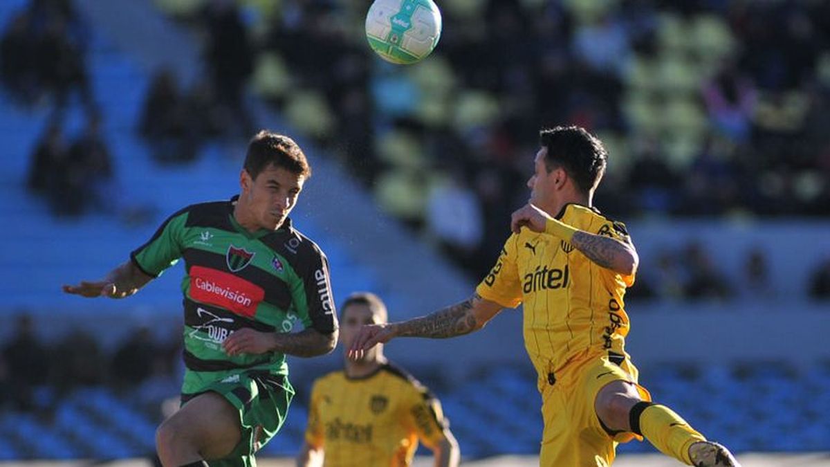 Pe Arol Y River Golearon Por A Defensor Dej Dos Puntos Contra Rampla