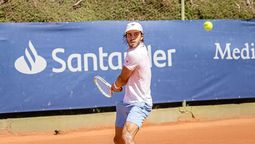 altText(Copa Davis: Roncadelli memorable y Uruguay ganó su serie)}