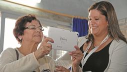altText(Recortar la inclusión: Plan Ibirapitá dejará de entregar tablets para subsidiar equipos o datos móviles)}