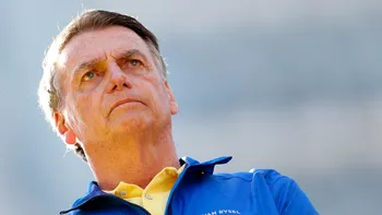 Bolsonaro saldrá de la cárcel para operarse el día de NavidadBolsonaro