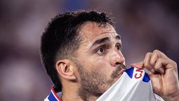 altText(Bava arma el rompecabezas: Maxi Gómez y Carneiro con un pie afuera)}