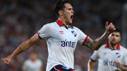 altText(Nacional cae 1 a 0 frente a Always Ready por Copa Libertadores)}