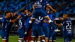 altText(Goleada impostergable de Nacional ante River Plate)}