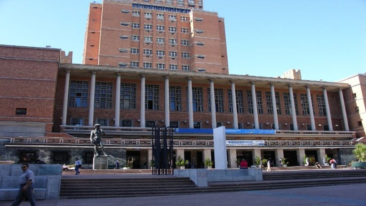 Daniel Martínez anunció investigación profunda por polémica compra de inmueble