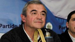 altText(Jorge Larrañaga dijo que Daniel Martínez «no sabe» de seguridad)}