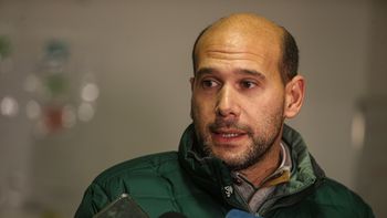 Martín Lema se enojó por la eutanasia y tiró una mecha encendida en la interna del FA