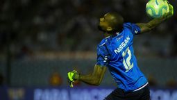 altText(Nacional puede perder a Mejía para el clásico)}