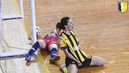 altText(Peñarol es semifinalista en la Libertadores femenina de Fútbol Sala)}