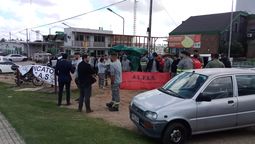 altText(Trabajadores de Acodike en huelga ante despidos masivos )}