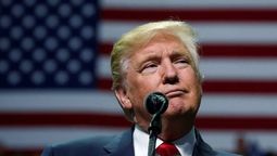 altText(Atribuyen a Trump más de 10 mil declaraciones falsas o engañosas)}