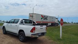 altText(Incautaron en camión de DAC un importante cargamento de cigarrillos ilegales provenientes de Paraguay)}