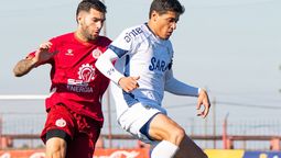 altText(Albion no pudo ante Rentistas pero mantuvo el liderazgo de la Segunda División)}