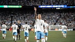 altText(Uruguay brilló, goleó a Bolivia y quedó a un paso de cuartos de final)}