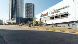 altText(Una mujer murió al caer una grúa en el Nuevocentro)}