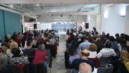 altText(Seguridad social: el FA levantó la vara en el debate)}