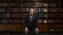 altText(Lula le concedió una entrevista al New York Times por primera vez en 13 años)}