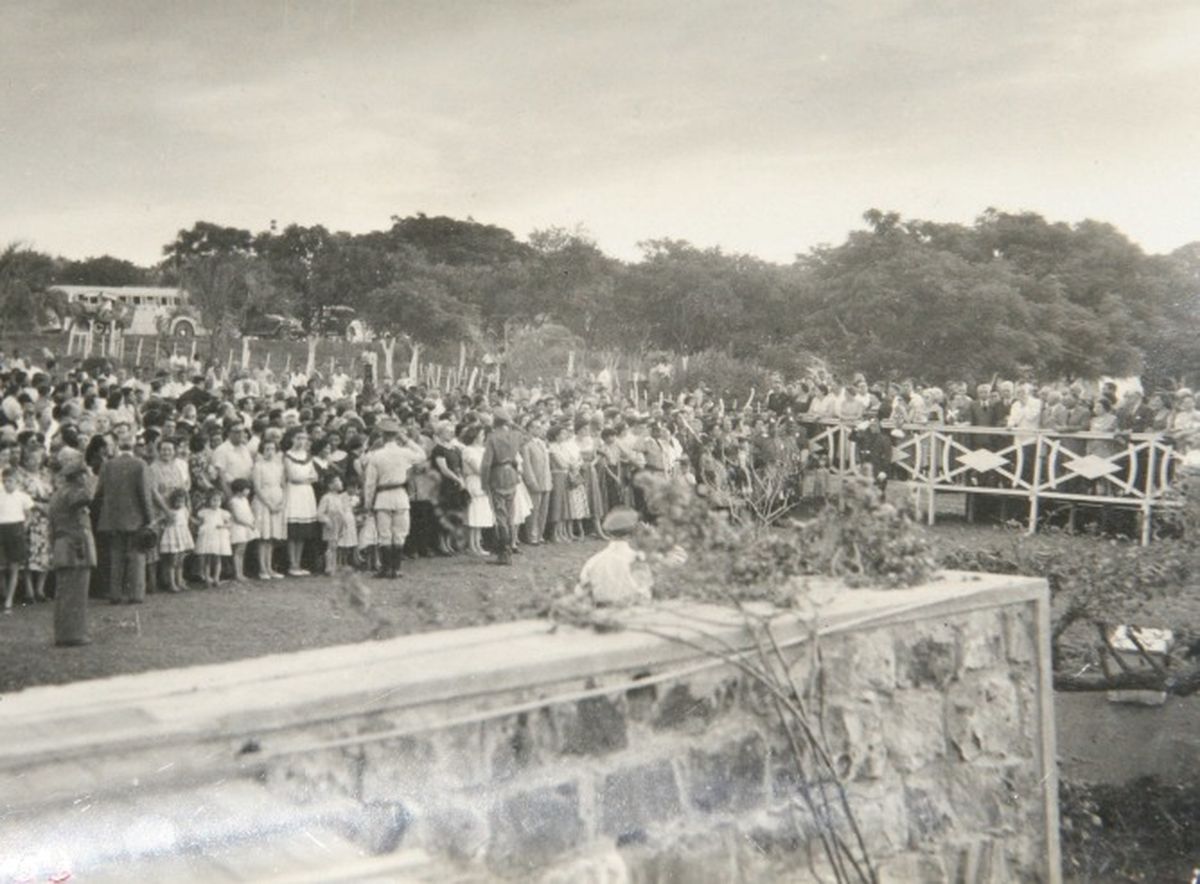 Inauguraci&oacute;n del monolito, primer monumento del mundo erigido en memoria de Federico Garc&iacute;a Lorca