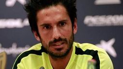 altText(Marcos Angeleri rescinde contrato con Nacional)}