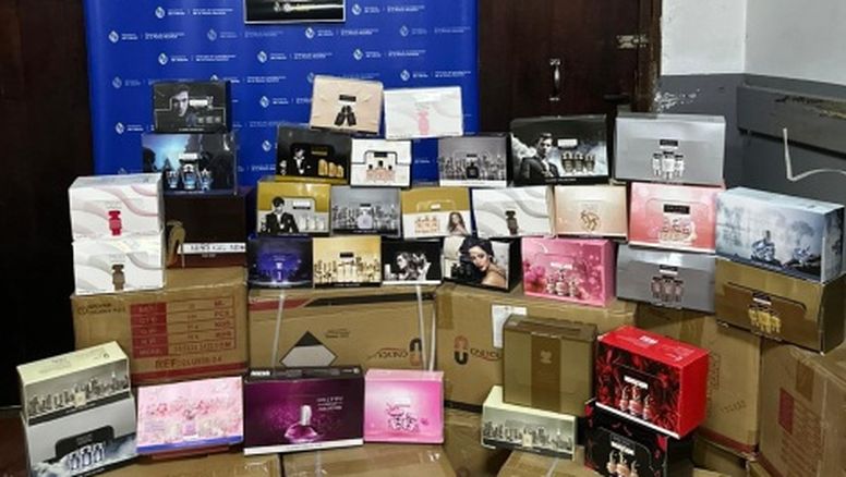 Decomisan 226 mil perfumes truchos que eran comercializados por un free shop de Rivera
