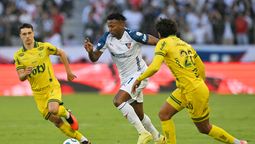 altText(Libertadores: Liga de Quito sufrió y un gol en el cierre clasificó a Corinthians)}