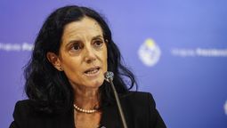 altText(Jutep: Arbeleche violentó normas de ética pública al exonerar a empresa vinculada a su esposo)}