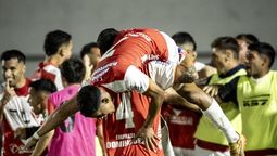 altText(Tacuarembó enfrentará a Atenas en la final del Torneo Competencia)}