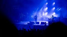 altText(Los veinte años de Eté y los Problems: una celebración difícil de olvidar)}