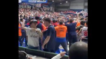 Incidentes en el clásico entre Peñarol y Nacional