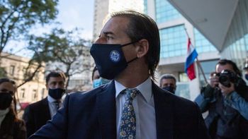 En Florida recibieron con protestas a Lacalle