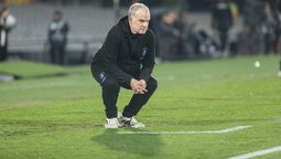 altText(Con los titulares, Uruguay se enfrenta a Costa de Marfil)}