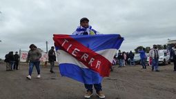 altText(Sindicato de la Industria Química inició movilización en Bella Unión y caravana hacia Paysandú)}