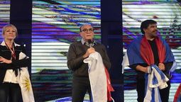 altText(Martínez destacó la unidad del partido y la idea de continuar el camino del cambio)}