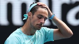 altText(Increíble situación en el Australian Open: Musetti se retiró cuando vencía a Djokovic)}