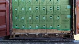 altText(Aduanas incautó más de 32 mil perfumes truchos de origen asiático)}