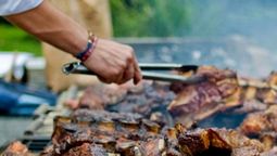 altText(Sector de intendentes blancos compartirán asado con líderes del FA)}