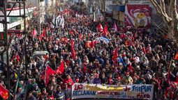 altText(¿Plebiscito sí o plebiscito no?)}