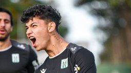 altText(Racing cortó una racha negativa de cinco partidos y volvió al triunfo)}
