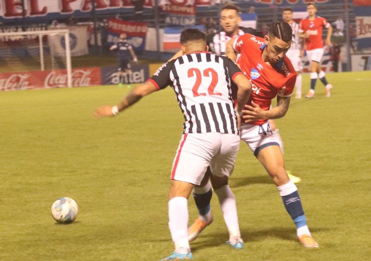 Nacional ganó 1 a 0 a Miramar Misiones en la fase tres de la Copa AUF.
