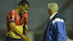 altText(Estudio a Carvalho que no estaría en la definición por el Clausura)}