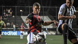 altText(Fénix de atrás se llevó una victoria que vale oro)}