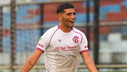 altText(Peñarol cerca de cerrar al argentino Javier Ruiz y a Baltasar Barcia)}