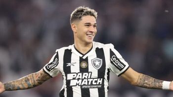 Mateo Ponte campeón con Botafogo.
