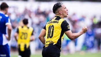 Peñarol le ganó 2-0 a Juventud en Las Piedras