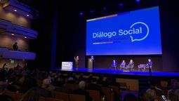 altText(Comenzó el Diálogo Social y Orsi anunció que intentará convencer a blancos y colorados)}