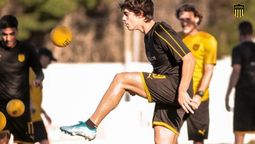 altText(Peñarol presenta su plantel en la Noche Amarilla y Negra)}