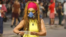 Marcha contra UPM 2 por Av. 18 de julio. Uruguay, 2019.