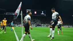 altText(Corinthians sigue siendo el verdugo de Racing: goleada y sin primer lugar)}