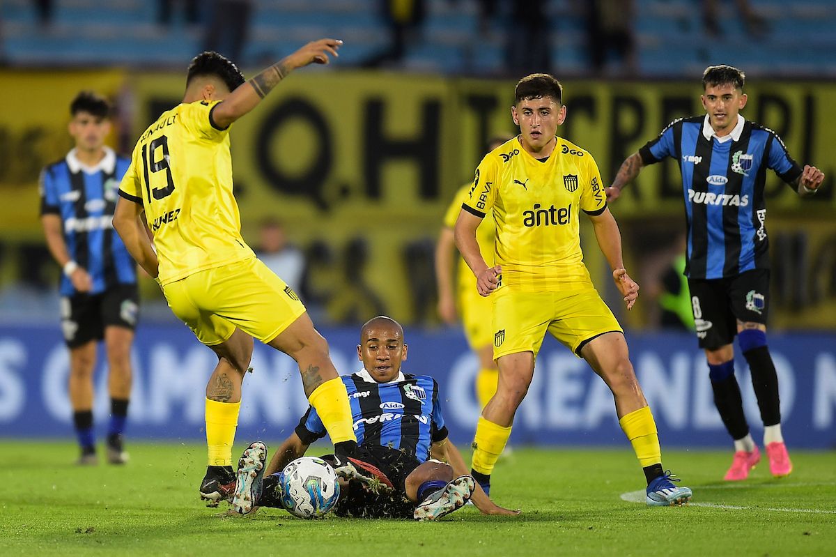 Cómo es la definición del Campeonato Uruguayo?