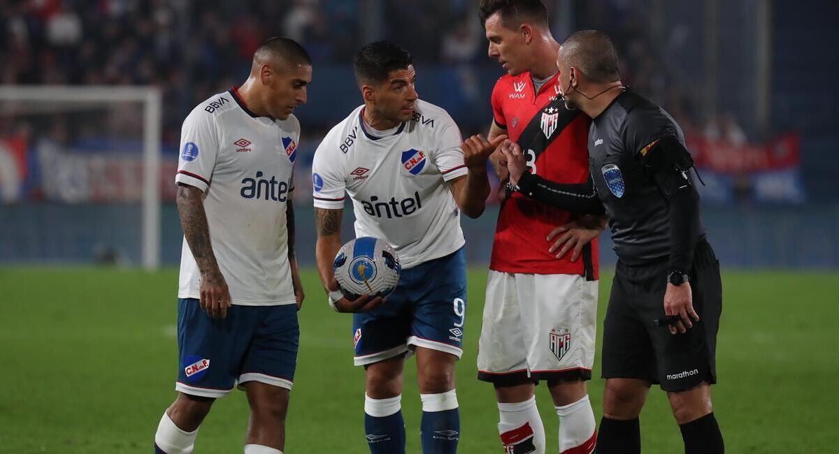 Nacional se juega este martes su pasaje a las semifinales de la Copa Sudamericana cuando enfrente a Atlético Goianiense. El tricolor no tiene margen de error y lo único que se sirve es la victoria.
