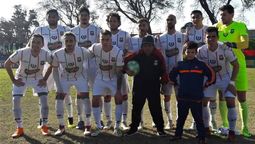 altText(Deportivo Maldonado subió al tercer puesto y quedó en posición de ascenso)}